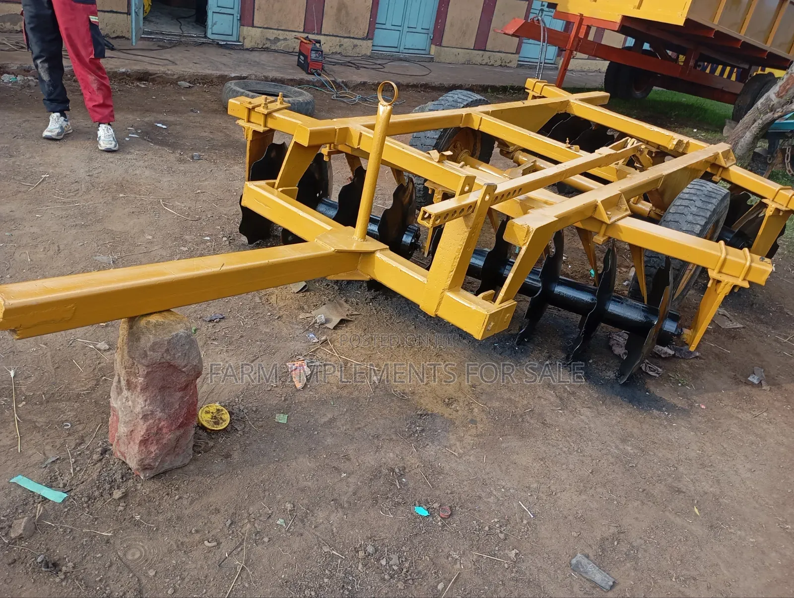 Hydraulic Harrow (18 Discs)