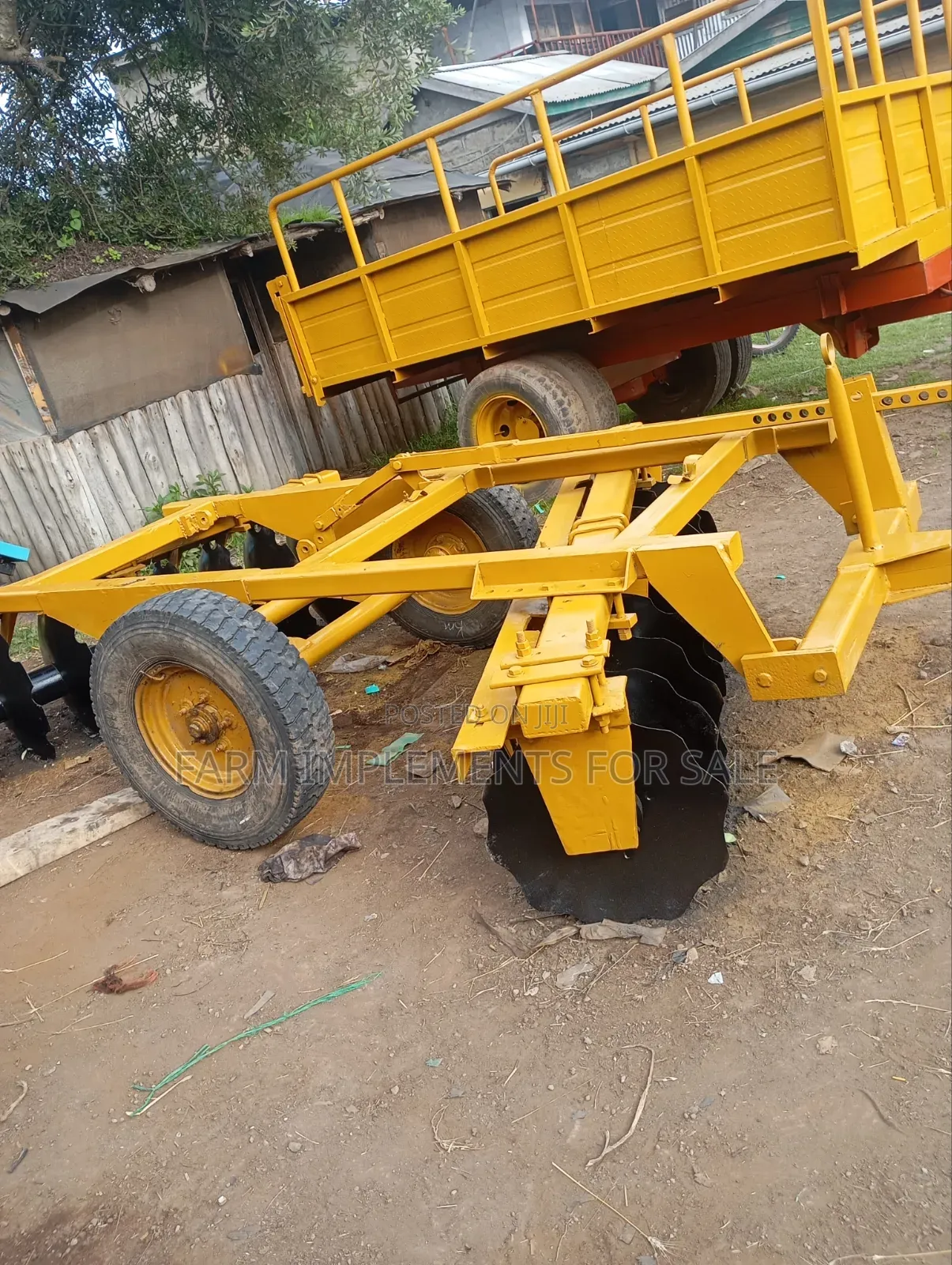 Hydraulic Harrow (18 Discs)