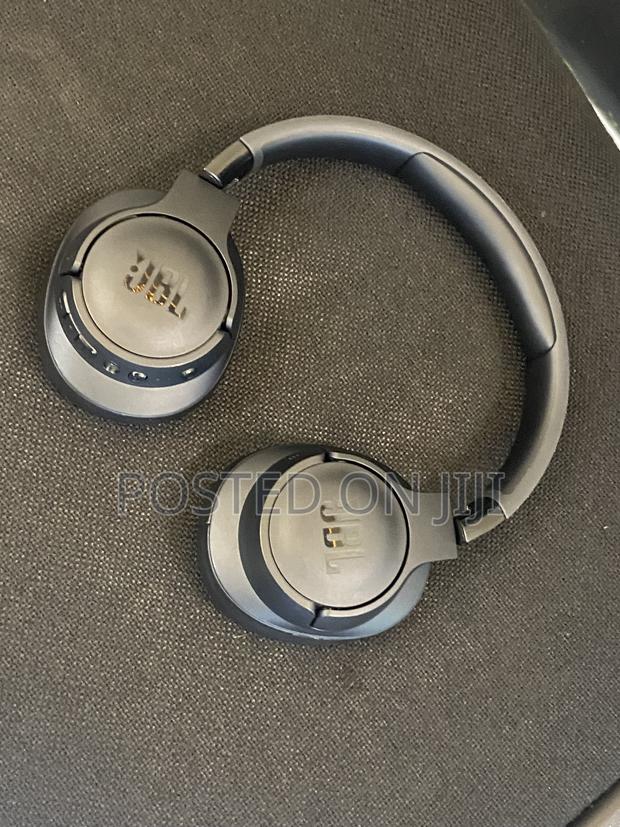 Headphones - thumbnail 2
