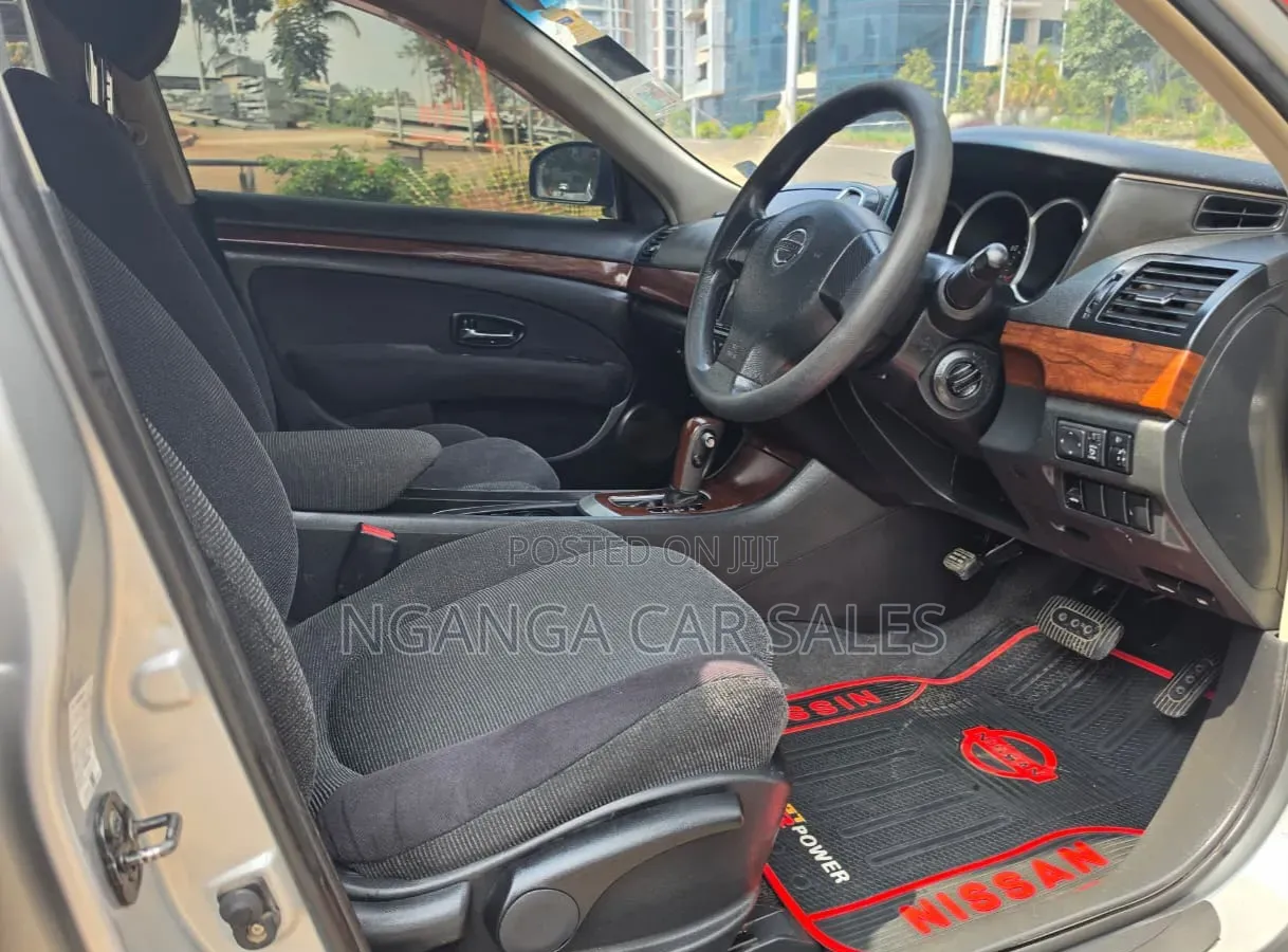 Nissan Sylphy 2012 Silver