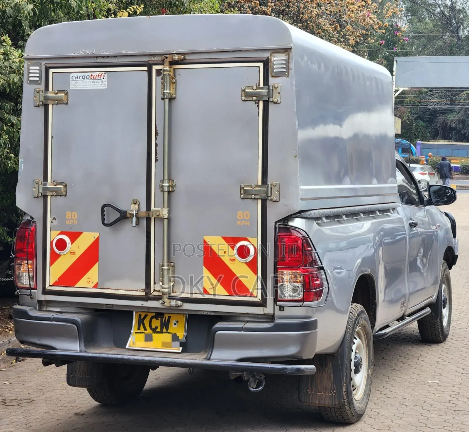 Toyota Hilux 2019 Silver