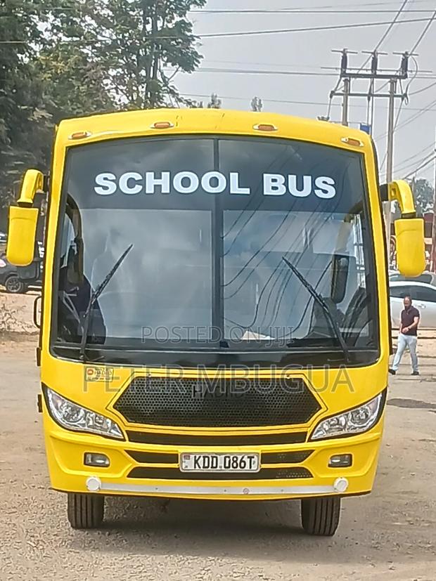 Isuzu FRR 2021 Yellow - thumbnail 2