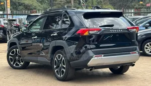 Toyota RAV4 2020 Matt Black