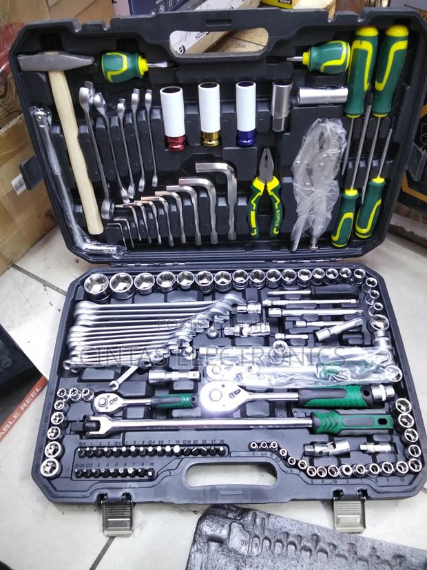 Professional Socket Wrench Set 142+2 PCS - main view