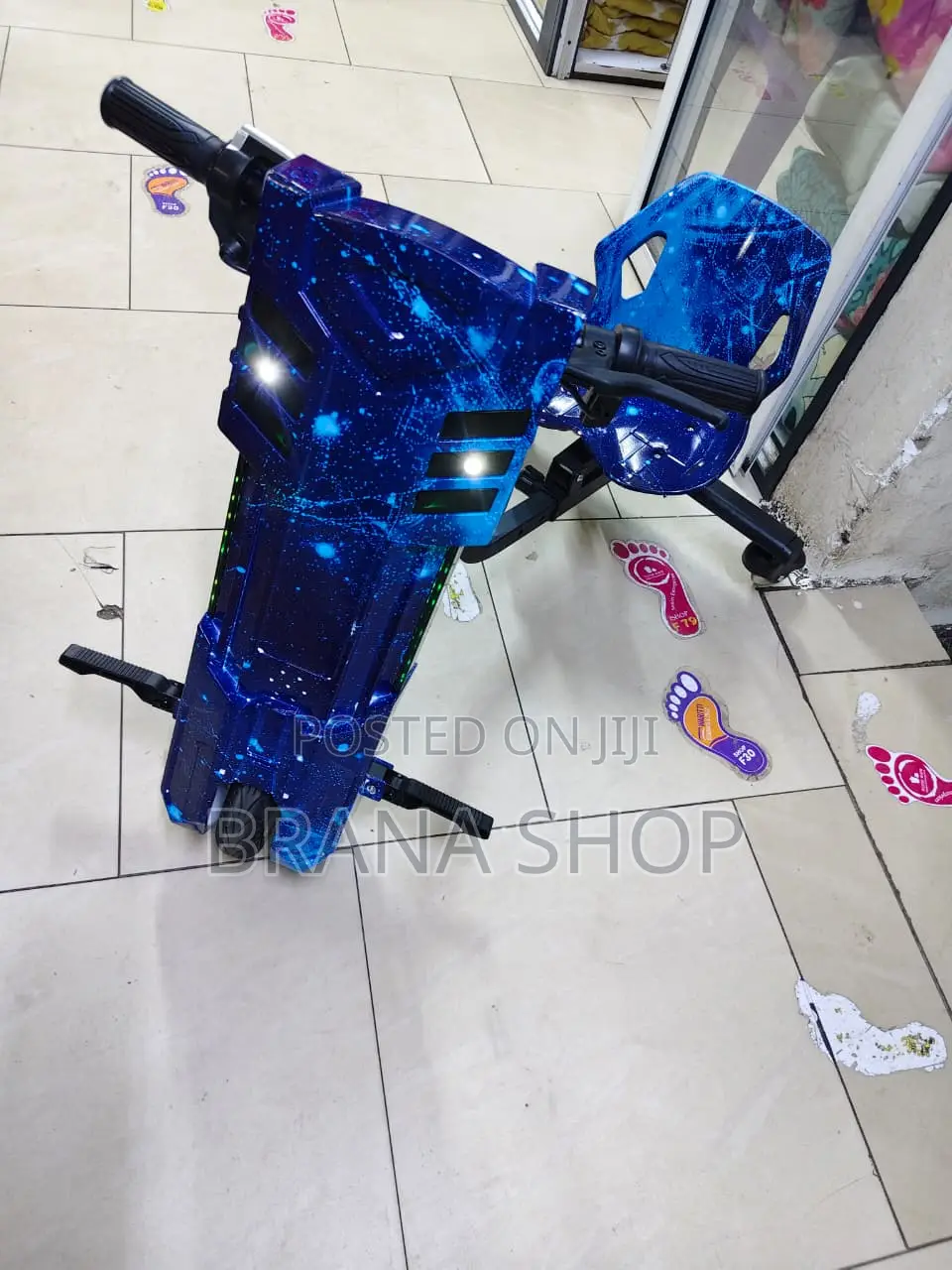 Galaxy Electric Drift Trike With Accessories
