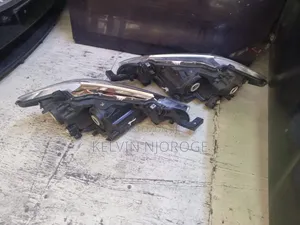 Toyota Fielder Axio 165 Non Xenon Headlight