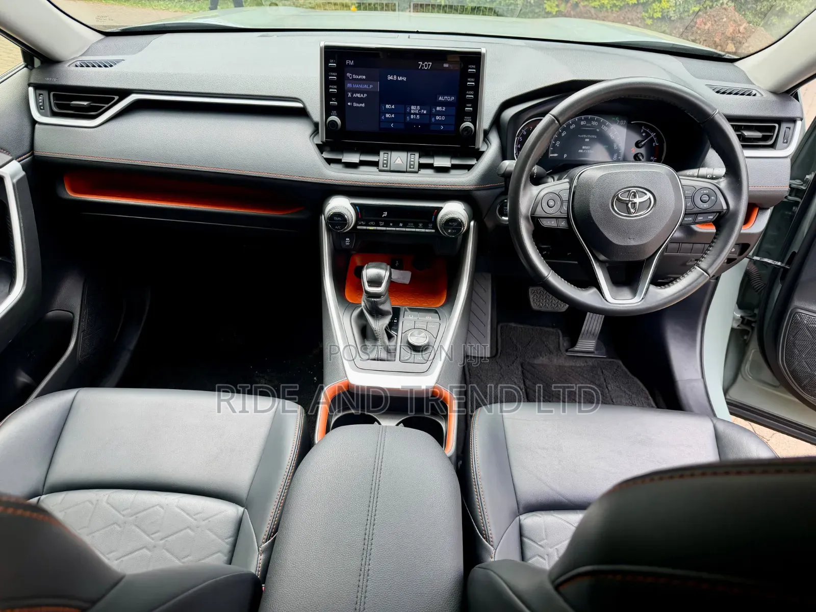 Toyota RAV4 2020 Green