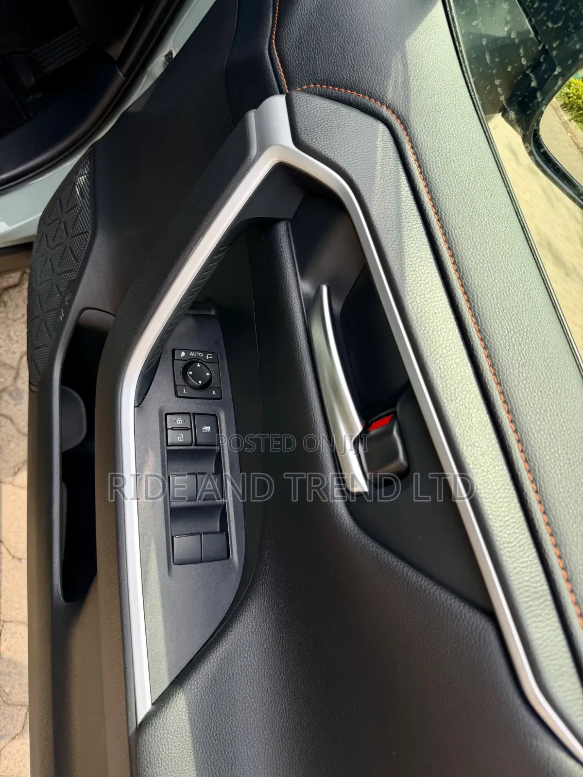 Toyota RAV4 2020 Green