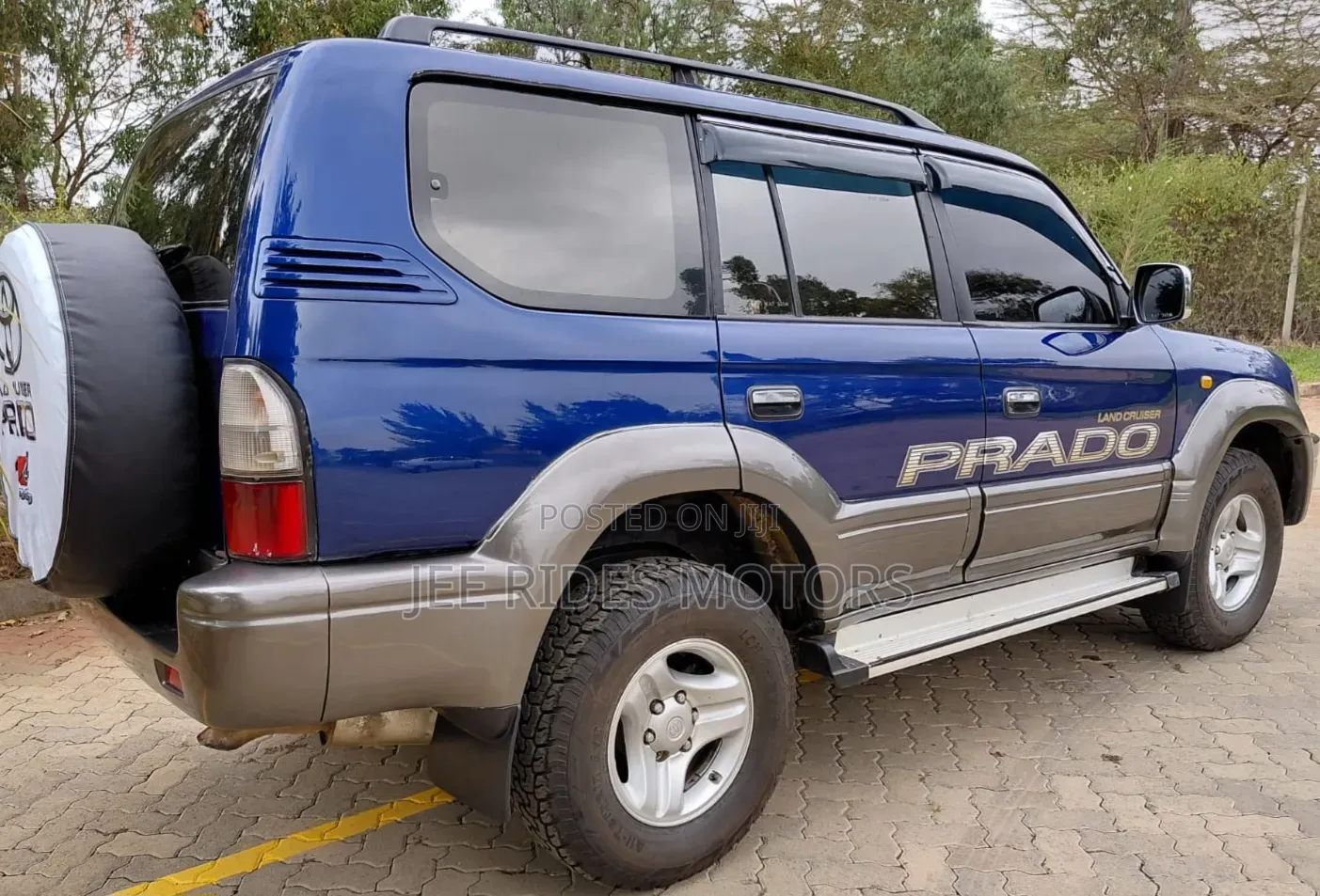 Toyota Land Cruiser Prado 2000 Gray