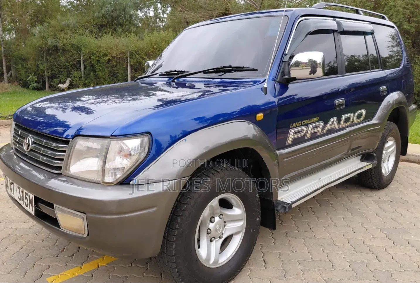 Toyota Land Cruiser Prado 2000 Gray