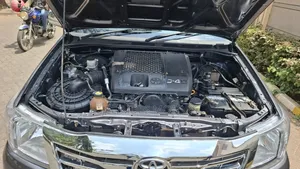 Toyota Hilux 2012 Gray