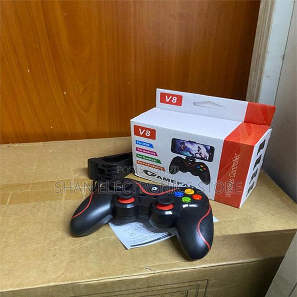 Multi-Platform Wireless Bluetooth Gamepad for iOS WindowsPC V8Designed