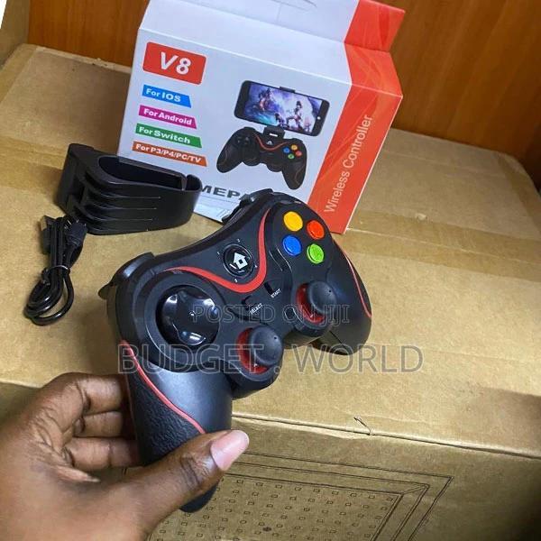 V8 Universal Wireless Bluetooth Gamepad With Responsive Joysticks