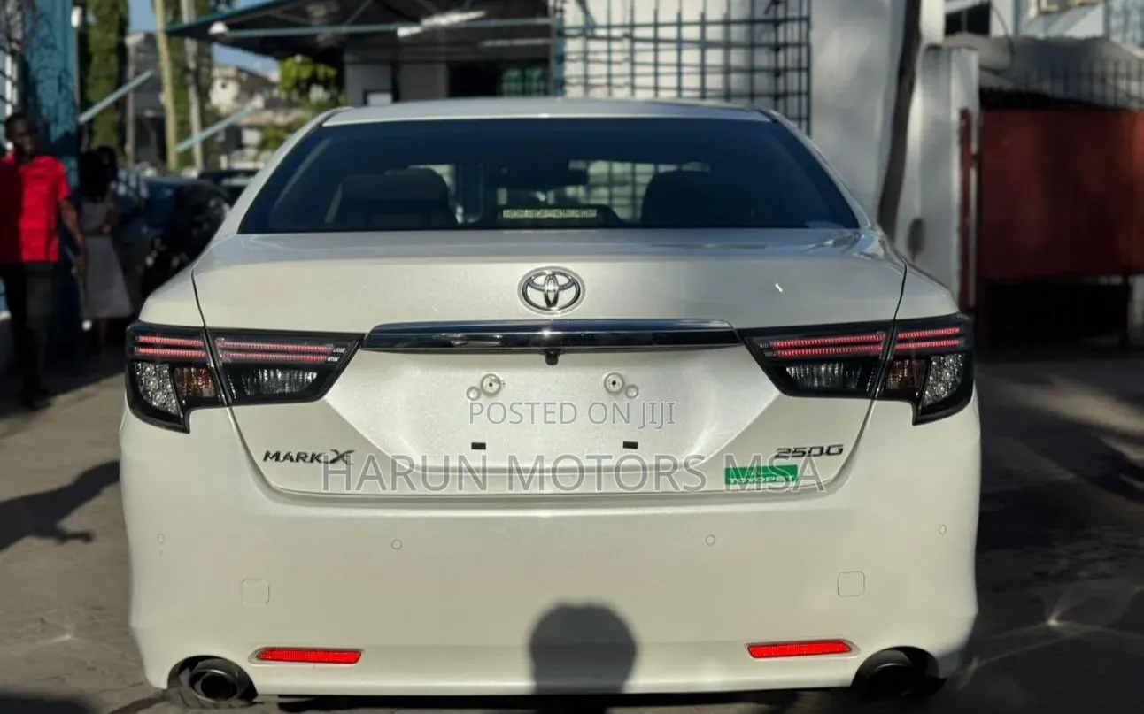 Toyota Mark X 2019 White