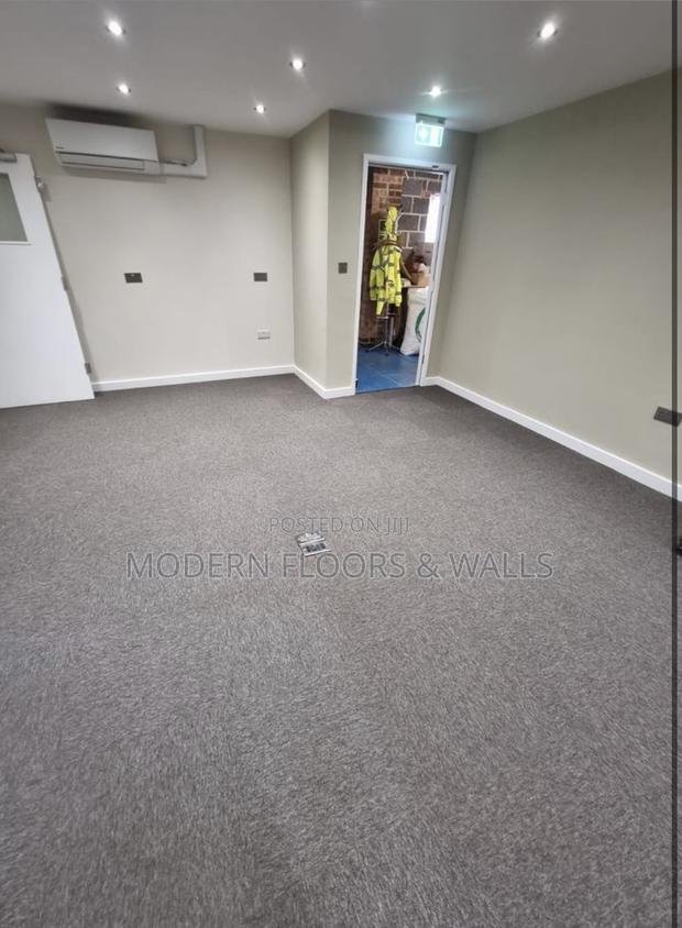 NA02 Grey 50cmx50cm Carpet Floor Tiles+ PVC Backing - thumbnail 3