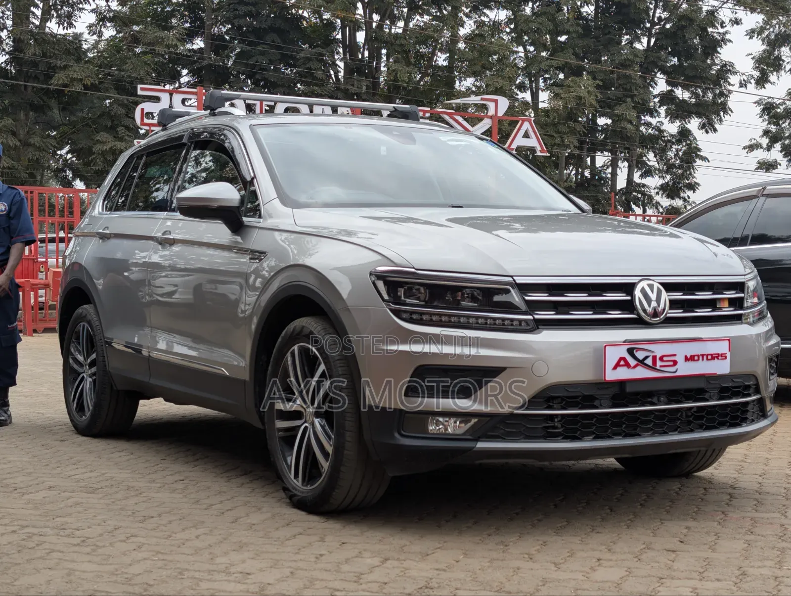 Volkswagen Tiguan 2019 Gold