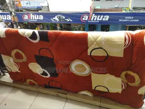 Premium 5×6 Woolen Duvet – Cozy Warm Bedding for Home Bedroom