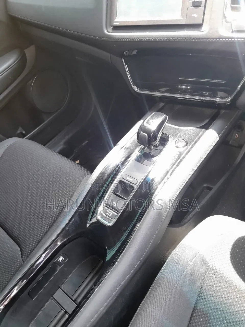 Honda Vezel 2019 White
