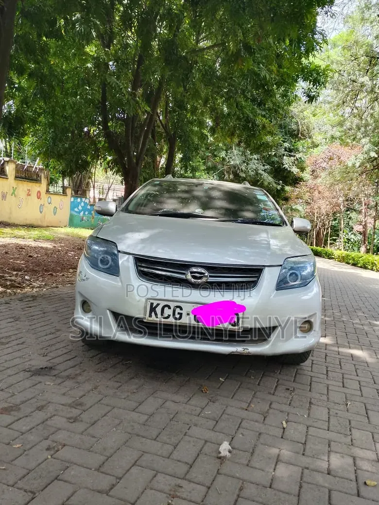 Toyota Corolla Hatchback 2019 Silver