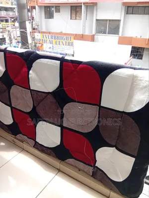 Premium Woollen Duvet – Ultra Warm Cozy Bedding