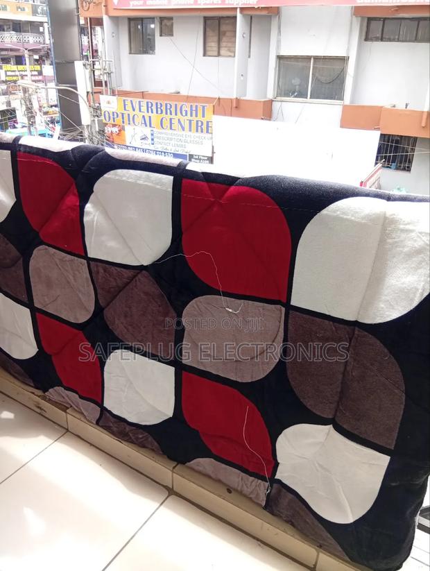 Premium Woollen Duvet – Ultra Warm Cozy Bedding