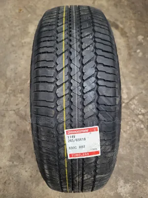265 /65 R18 Bridgestone Tyres 114v 693c RBT