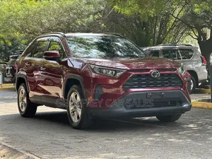 Toyota RAV4 Limited AWD 2019 Maroon