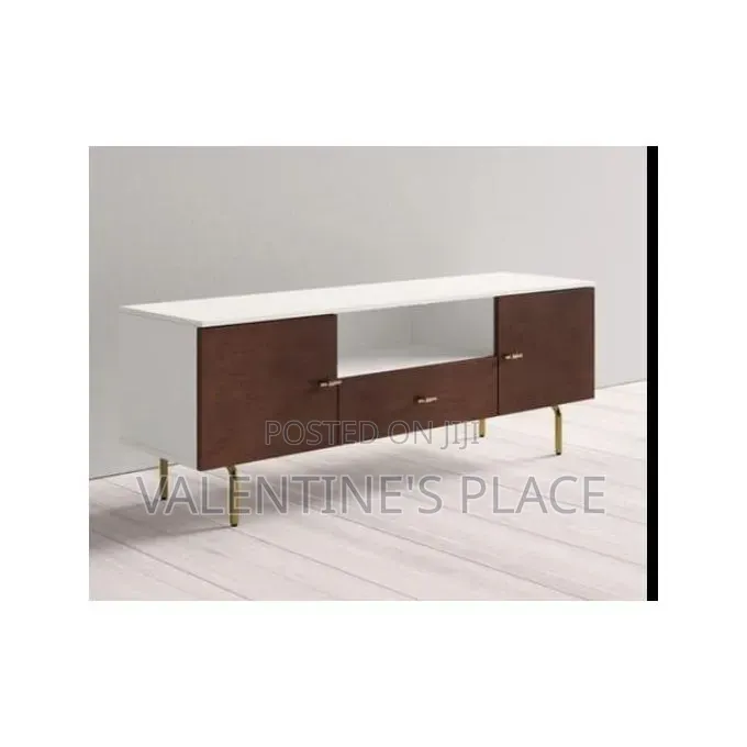 5FT TV Stand – Durable, Spacious Customizable