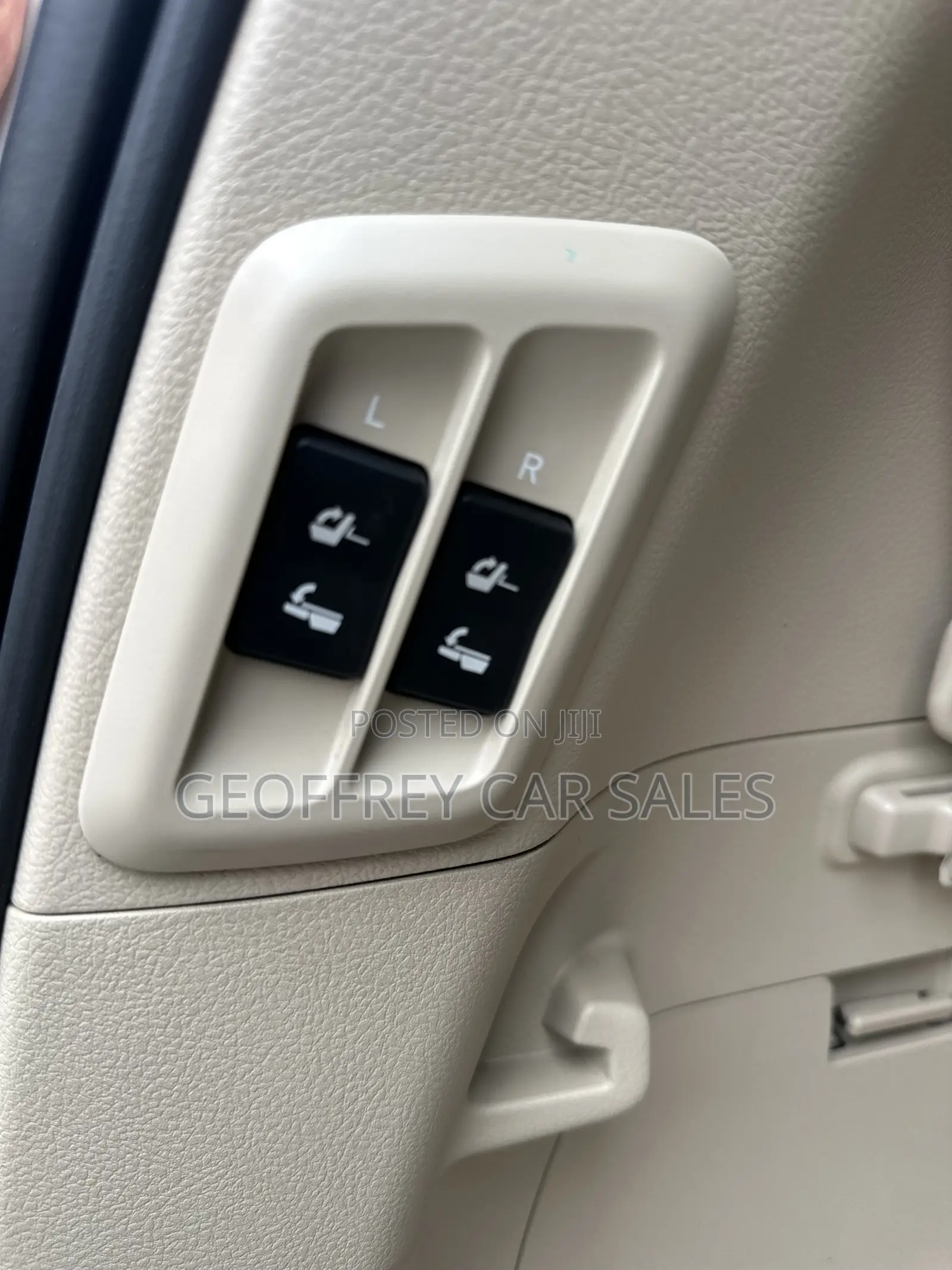 Toyota Land Cruiser Prado 2.8 2022 White