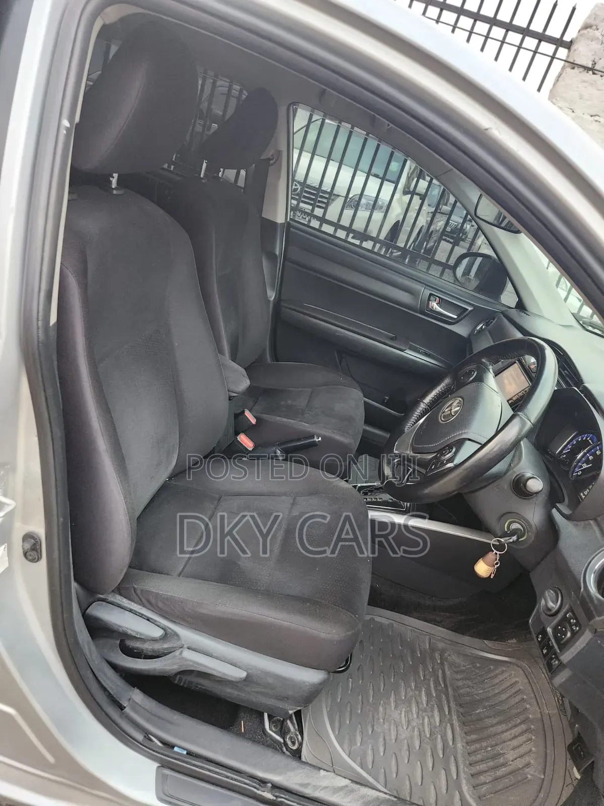 Toyota Corolla Fielder 2017