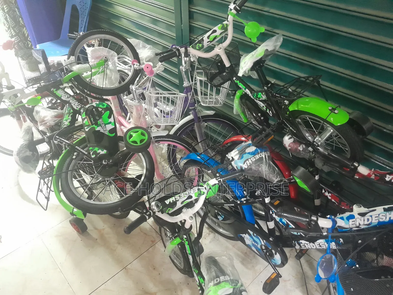 Size 16" Kids Personal Bicycle - Multicoloured Design