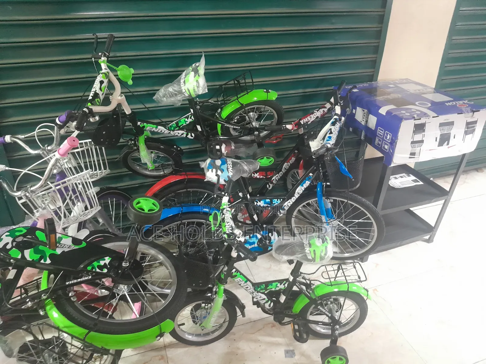 Size 16" Kids Personal Bicycle - Multicoloured Design