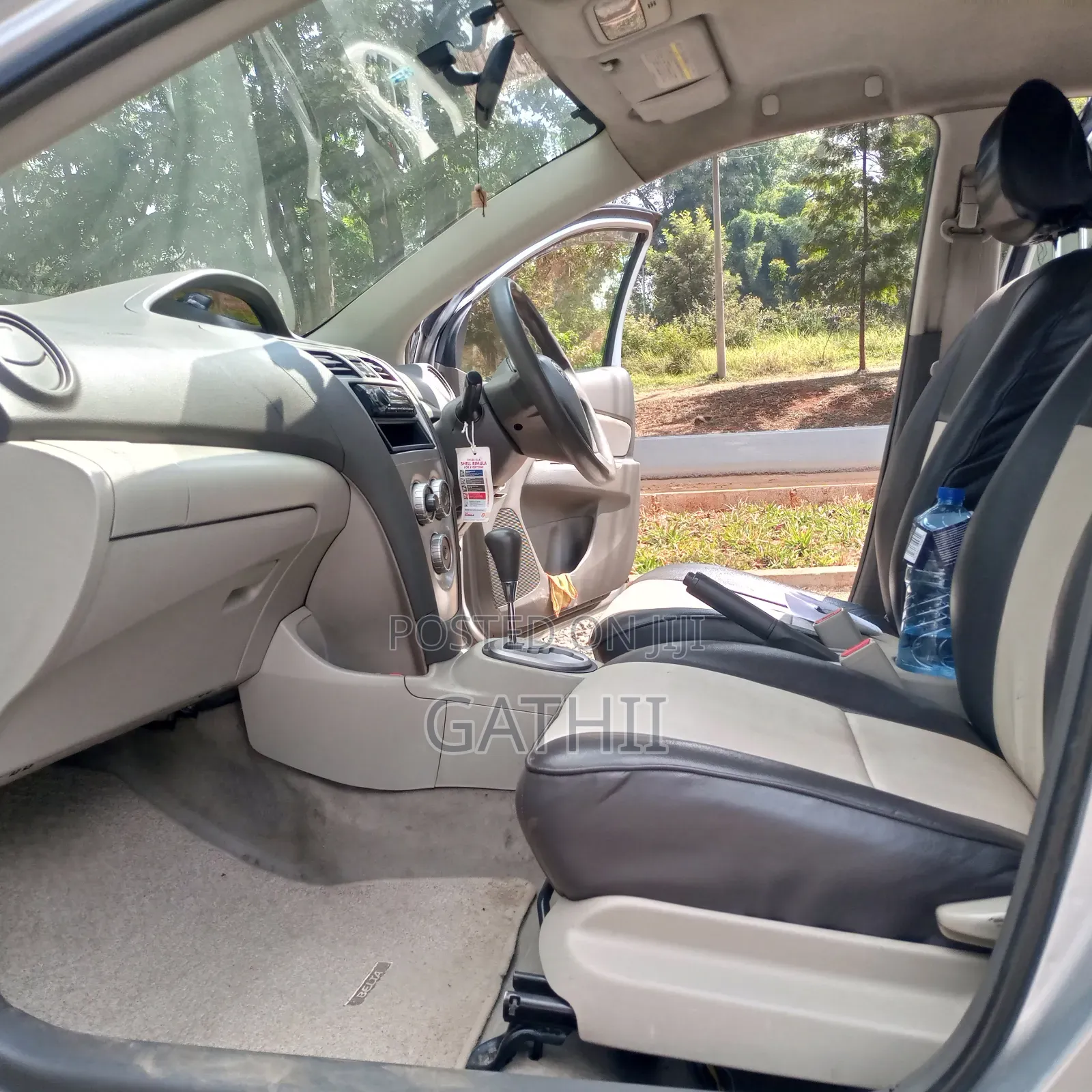 Toyota Belta 2009 Silver
