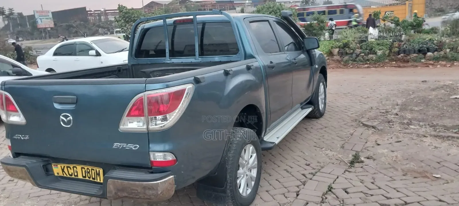 Mazda BT-50 2014 Blue