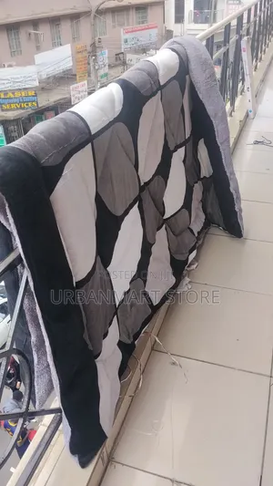 Warm Woolen Duvet for Comfortable Nights 5 by 6