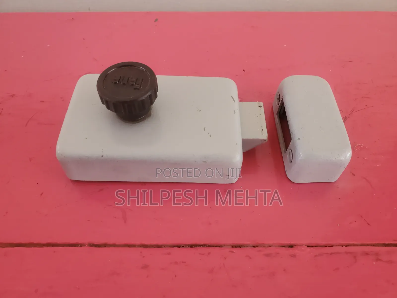 Night Latch for Metal Door (Self Push Lock)