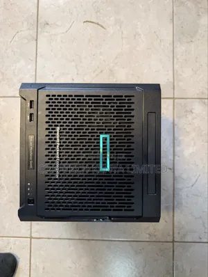 Server HP ProLiant ML 8GB AMD HDD 1T