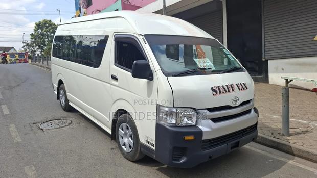 Toyota HiAce 2025 White - main view