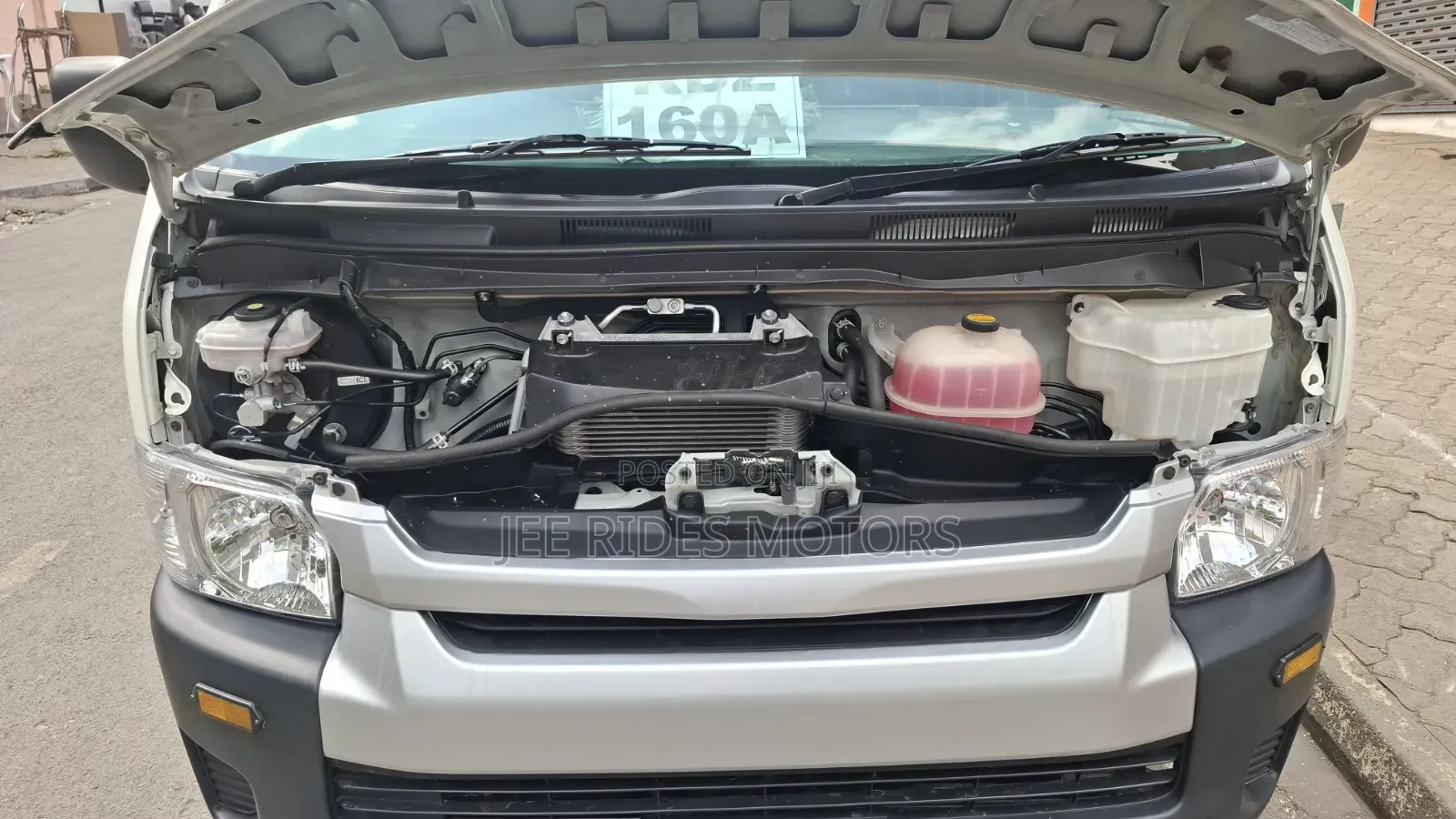 Toyota HiAce 2025 White