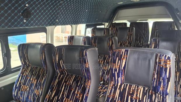 Toyota HiAce 2025 White - thumbnail 8