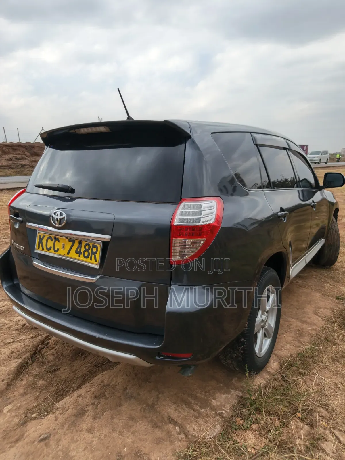 Toyota Vanguard 2008 White