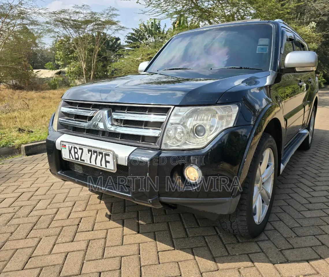 Mitsubishi Pajero 2008 Black