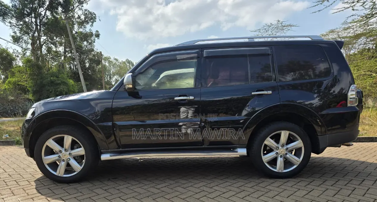 Mitsubishi Pajero 2008 Black