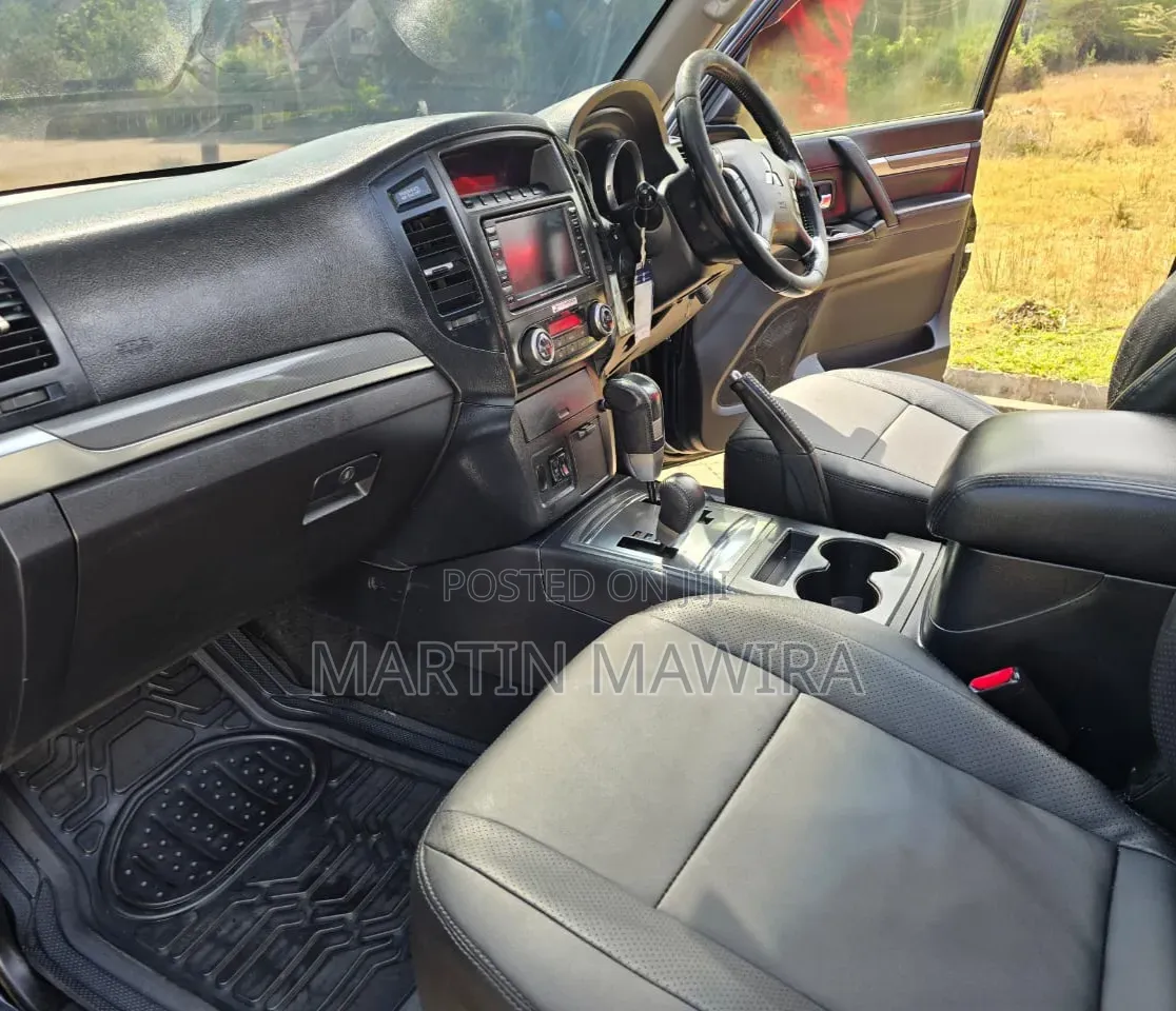 Mitsubishi Pajero 2008 Black