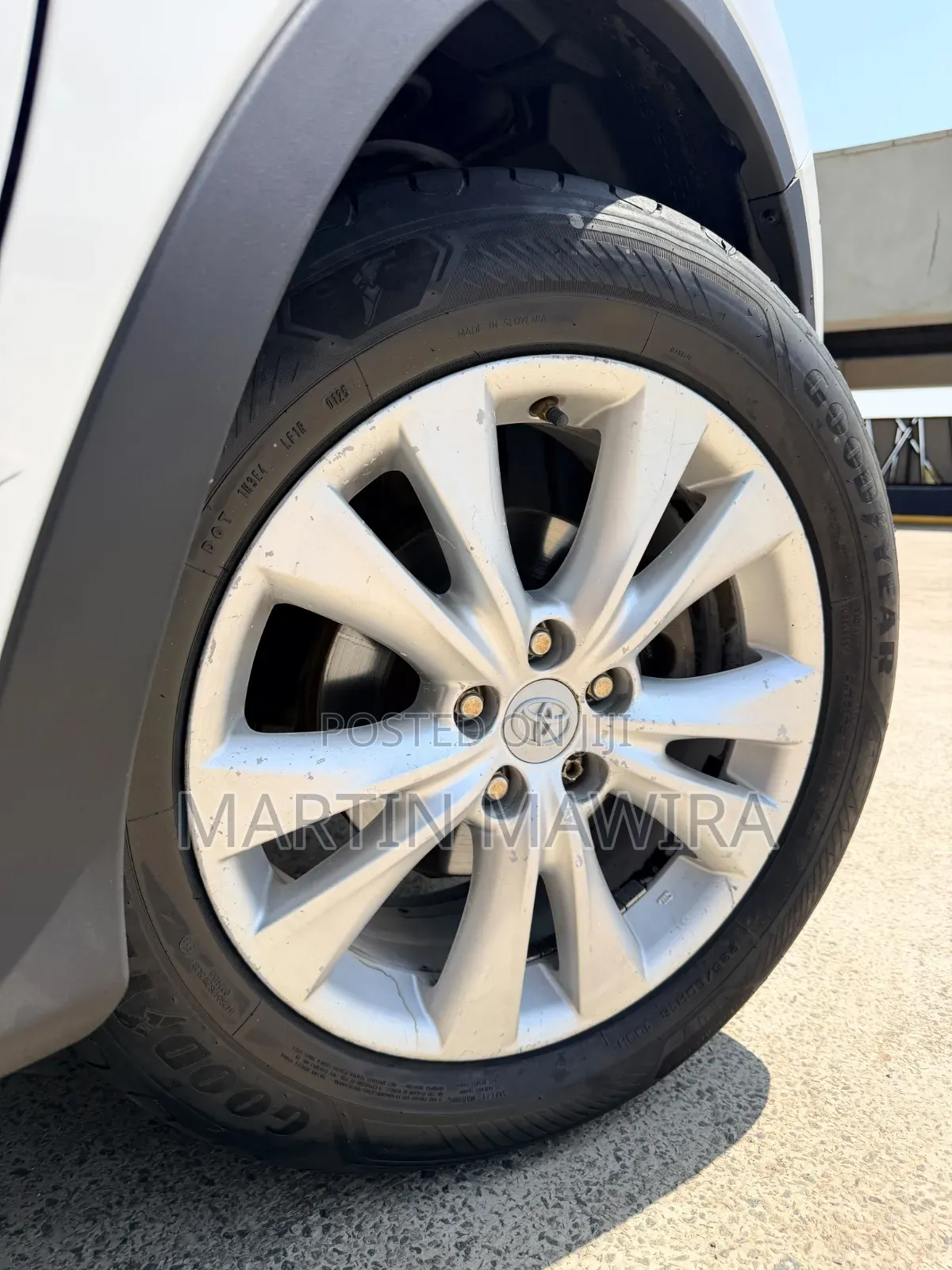Toyota RAV4 2014 White
