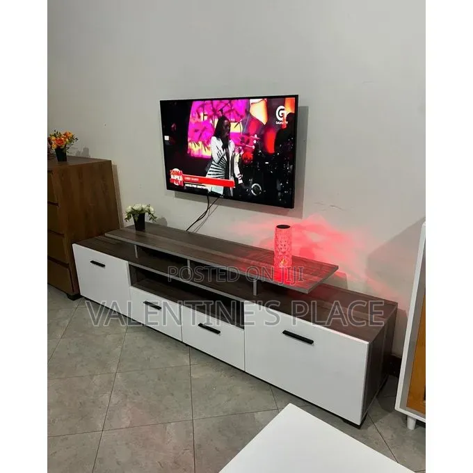 Modern 6FT Entertainment Unit – Sleek TV Stand