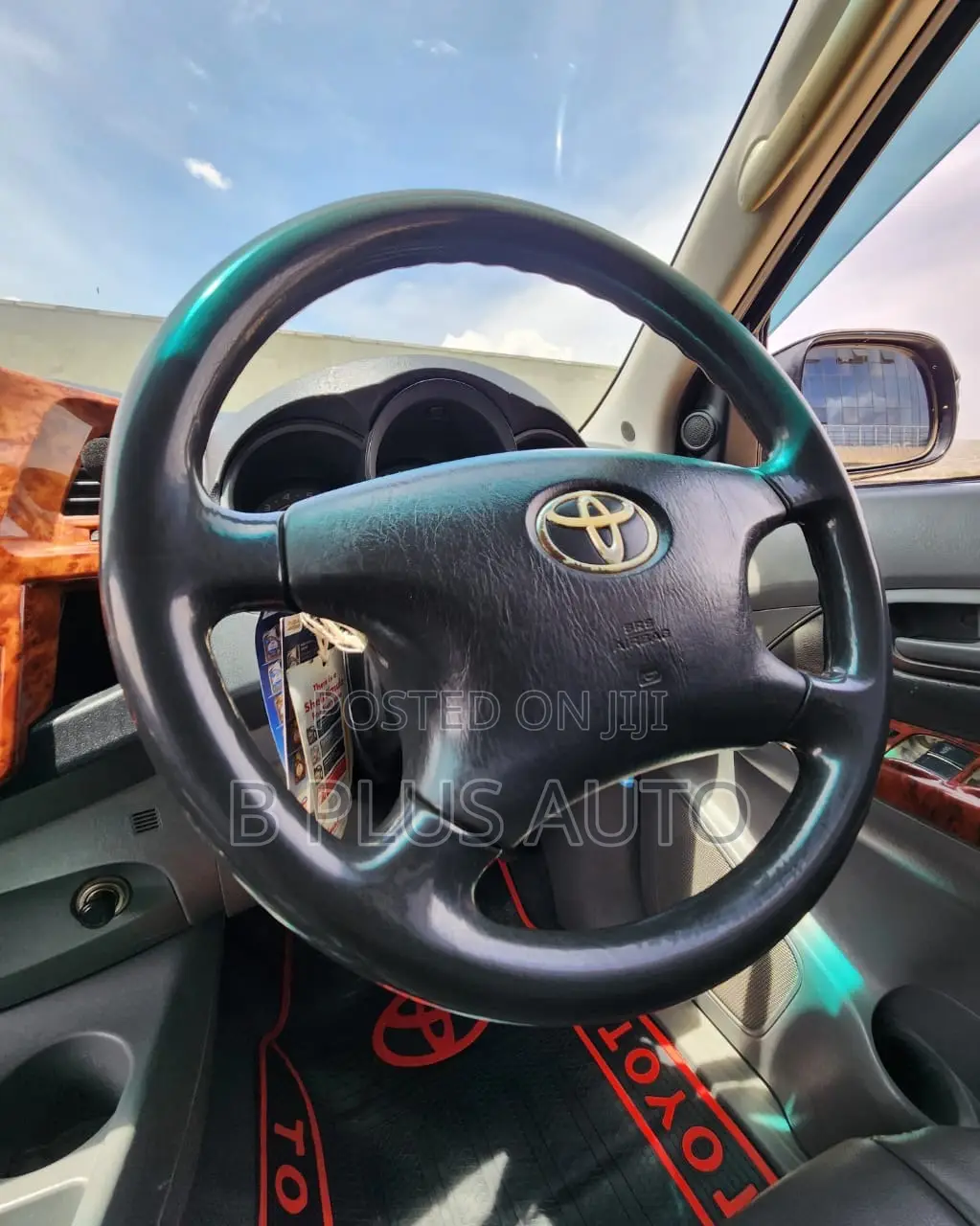 Toyota Hilux 2012 Black