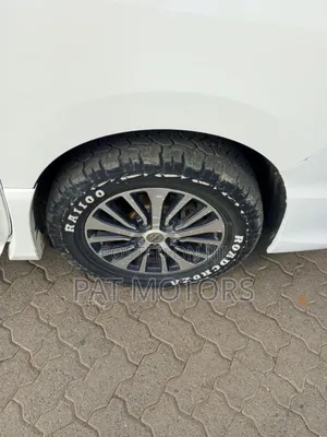 Nissan Serena 2014 White
