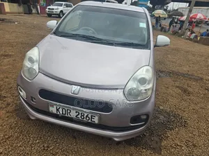 Toyota Passo 2015 Silver
