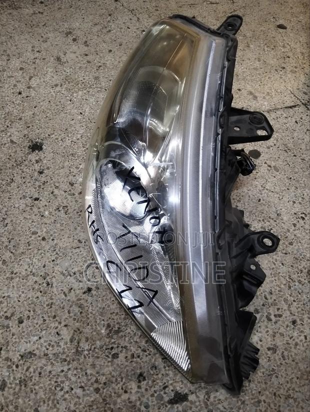 Nissan Tiida Headlight Right Xenon - thumbnail 2